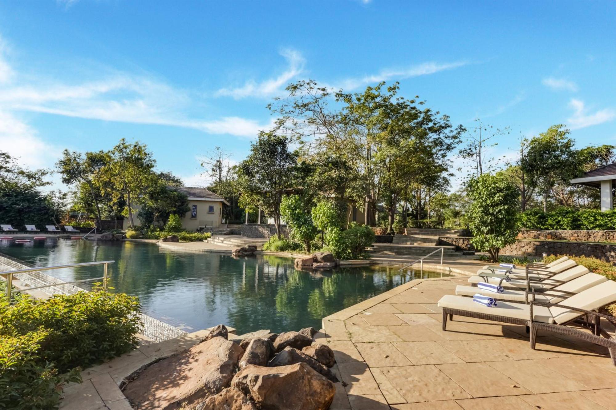 Club Mahindra Tungi, Lonavala Otel Dış mekan fotoğraf