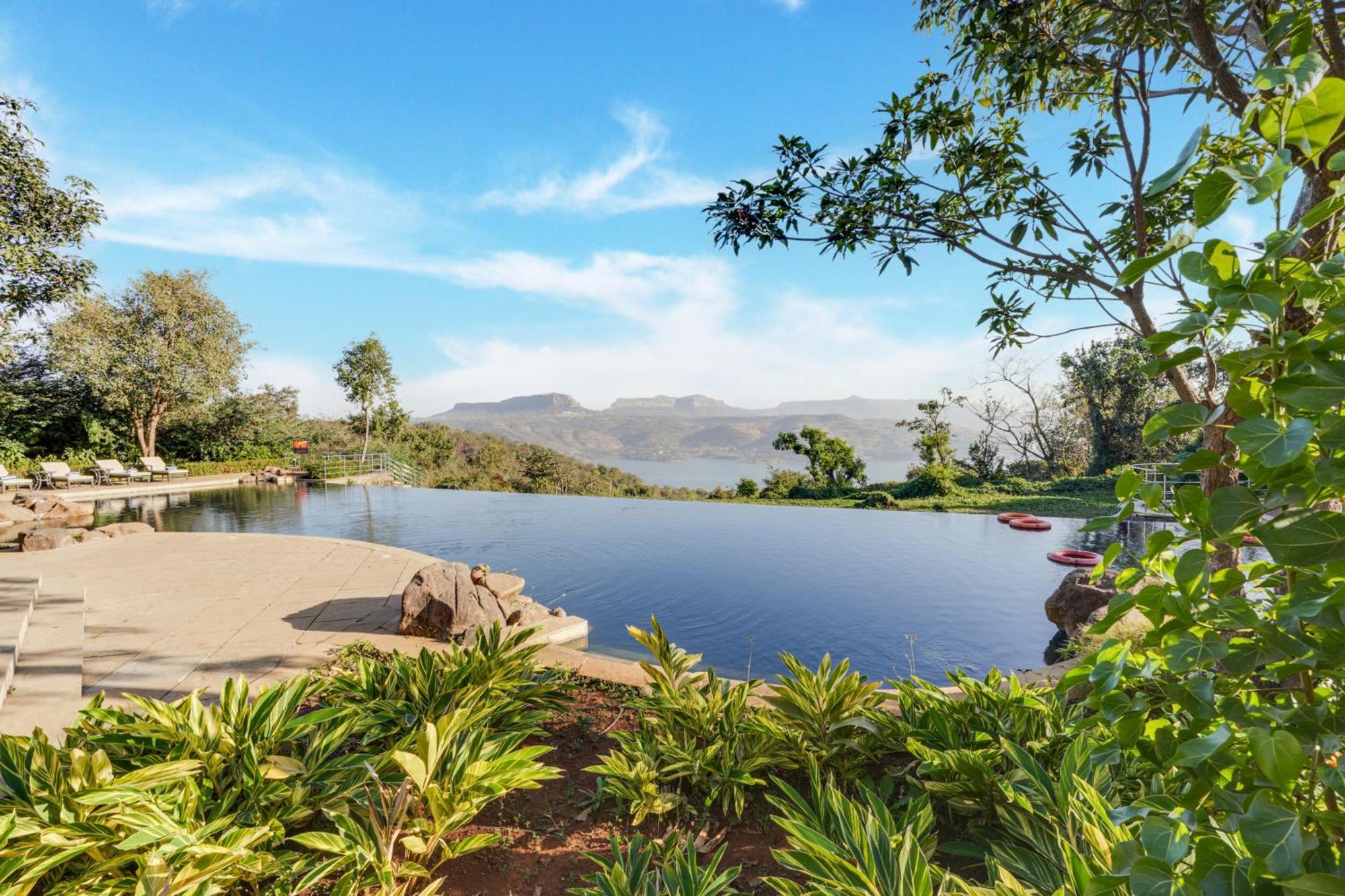 Club Mahindra Tungi, Lonavala Otel Dış mekan fotoğraf