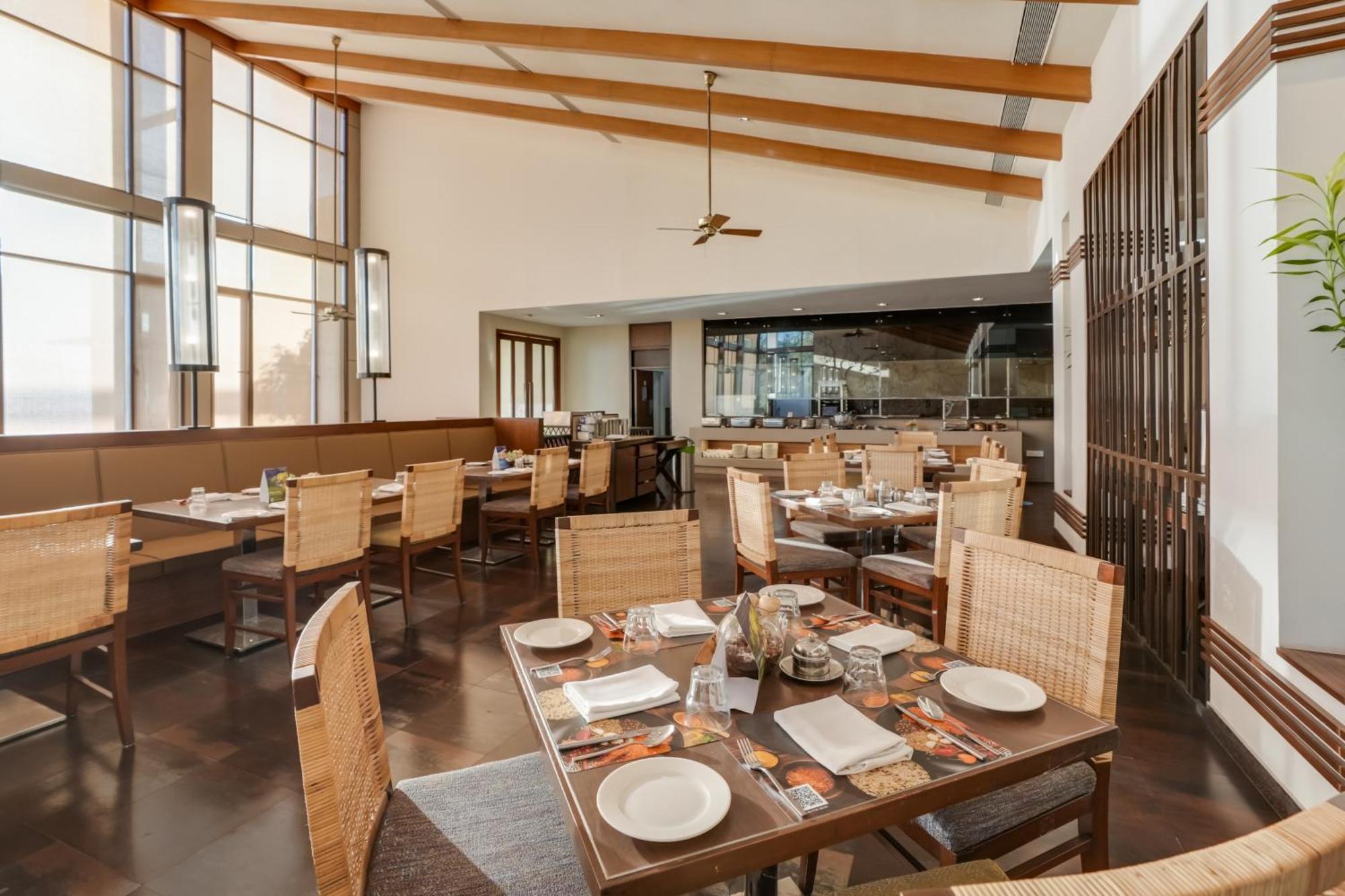 Club Mahindra Tungi, Lonavala Otel Dış mekan fotoğraf