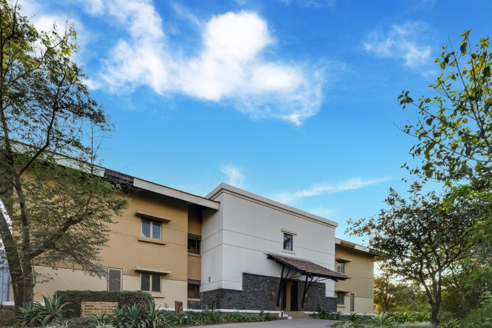 Club Mahindra Tungi, Lonavala Otel Dış mekan fotoğraf
