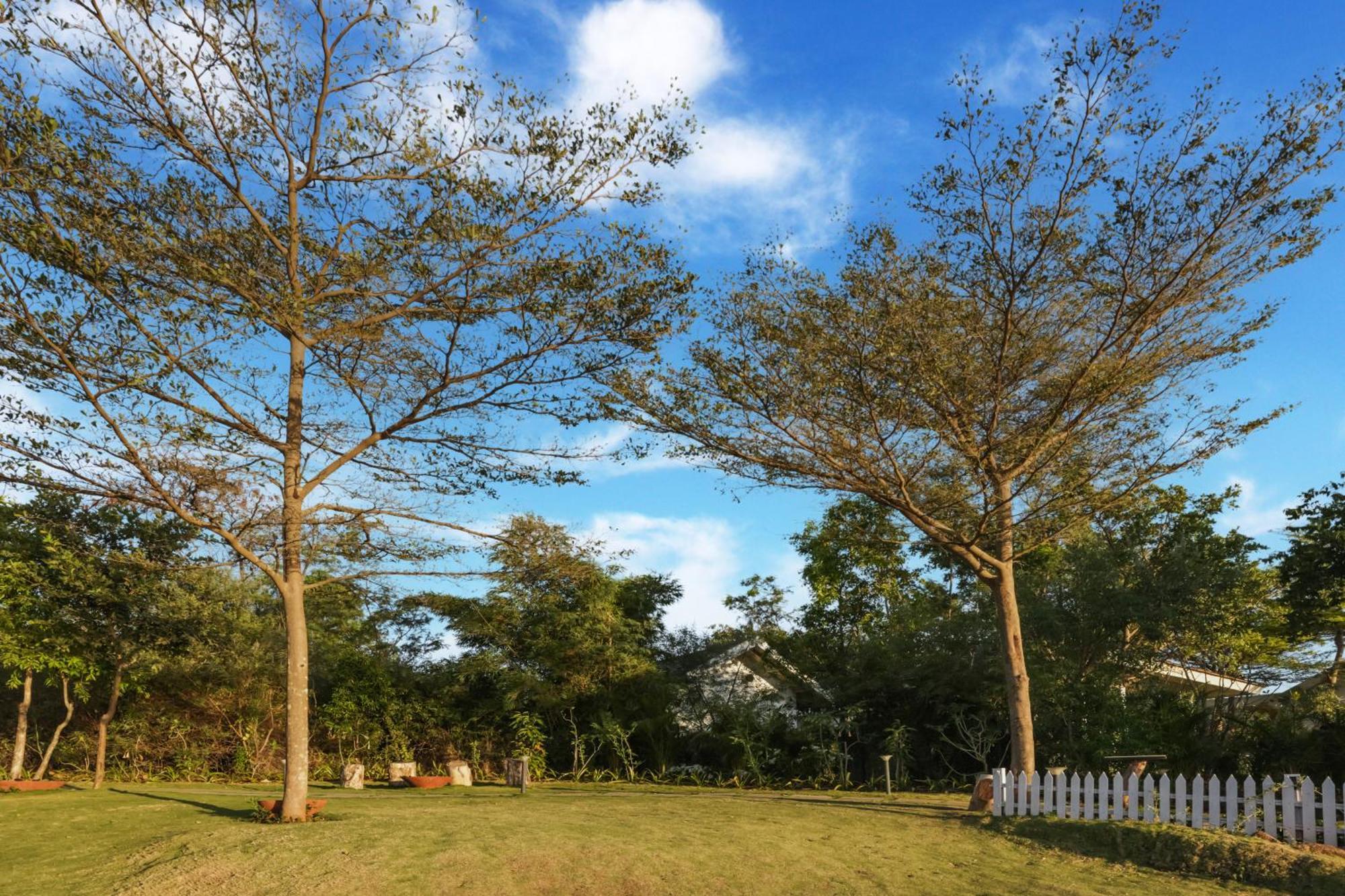 Club Mahindra Tungi, Lonavala Otel Dış mekan fotoğraf